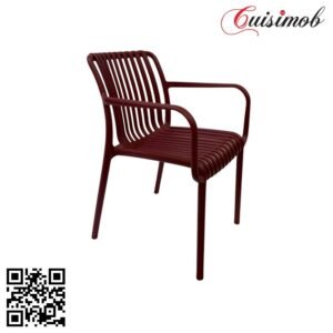 CHAISE TAITY